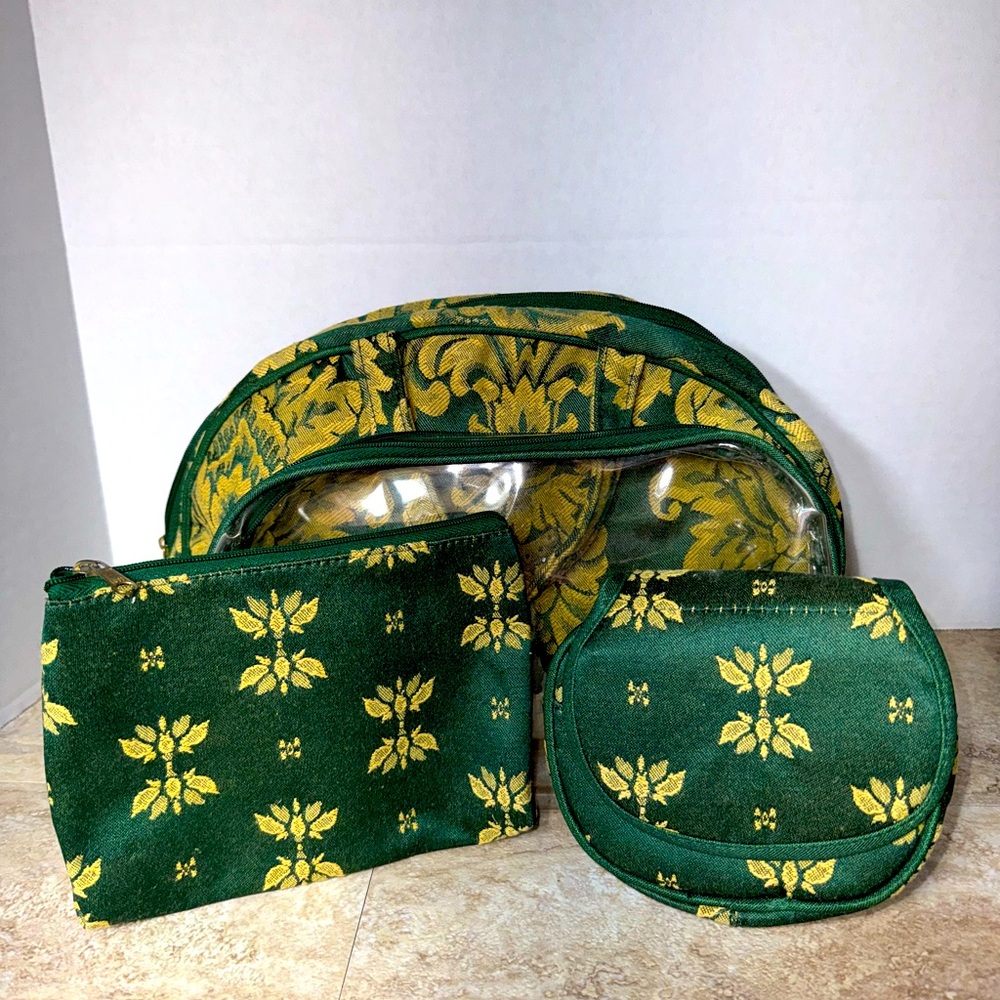 Vintage makeup or travel bag